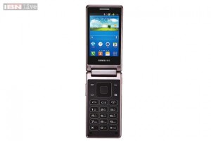 8-samsung--flip-phone-14081