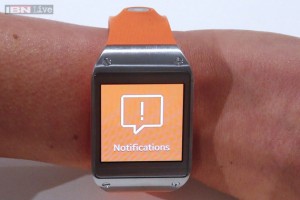 2-samsung-galaxygear-050913